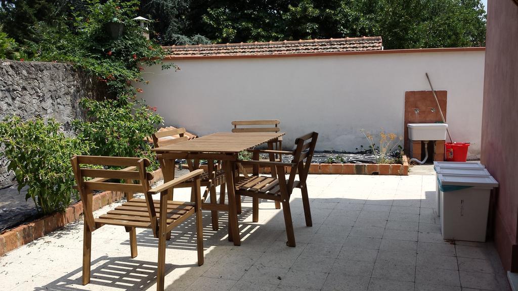 فيلا Oltre Il Giardino بيدارا الغرفة الصورة